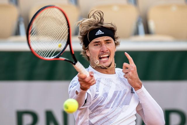 球迷们的目 球迷们的目