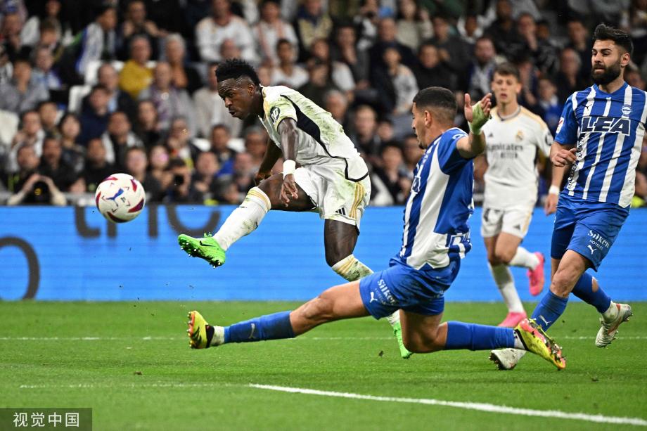 岂止无风亦 岂止无风亦