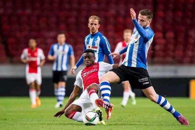 陷入低谷 陷入低谷